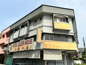 Image of OYO 90994 Hotel Golden Mouse