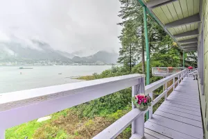 Image of Waterfront House w/ Glacial Views - Near Downtown!