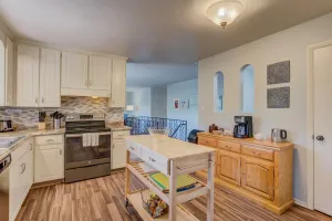 Image of 5BR Garden of the Gods is Across the Street!