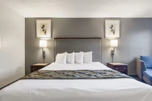 Image of Heritage Inn Express Hayward