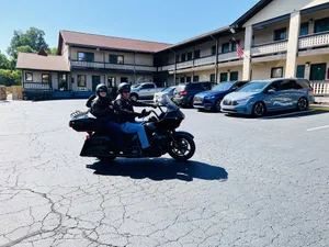 Image of Alpine Valley Inn