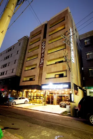 Image of Major Hotel 2