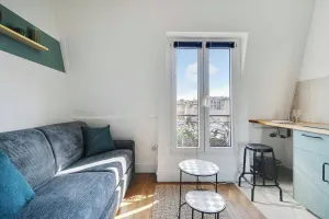 Image of Ideal studio for 2 people - Marché des Batignolles