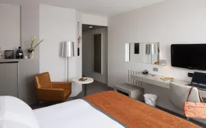 Image of FirstName Toulouse by Hyatt