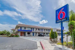 Image of Motel 6-Bakersfield, CA - Airport