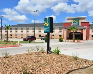 Image of Quality Inn & Suites Kenedy - Karnes City