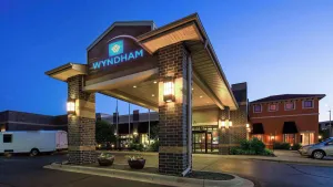 Image of Wyndham Bloomington - Mall of America