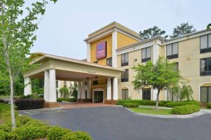 Image of Comfort Suites near MCAS Beaufort