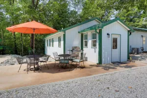 Image of Shared Boat Dock & Ramp at Kentucky Lake Retreat