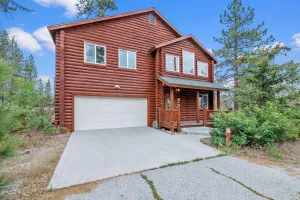 Image of Bear Bait - Lots of games, televisions, beds, telescope, and 3 bathrooms