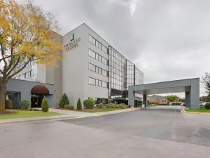 Image of Embassy Suites by Hilton Milwaukee Brookfield