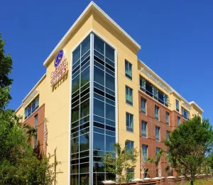 Image of Comfort Suites Charleston West Ashley