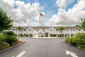 Image of Microtel Inn & Suites by Wyndham Savannah/Pooler