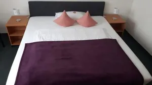 Image of Hotel Café Galerie - Smart TV - Free Parking