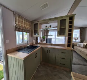 Image of Stunning Platinum Caravan in Rhyl 2 Mins to Beach