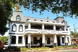 Image of Grand Hotel Healesville
