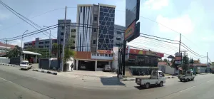 Image of Front One Inn Semarang