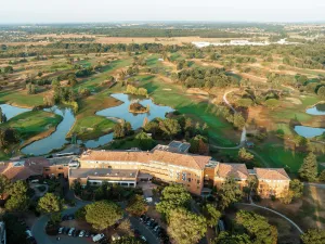 Image of Mercure Toulouse Aéroport Golf de Seilh
