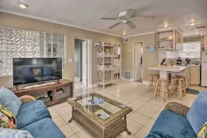 Image of Cozy Ormond Beach Bungalow Steps to the Sand