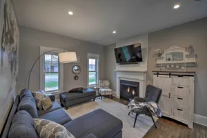 Image of Renovated Craftsman House with Patio and Fire Pit!