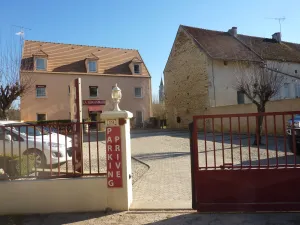Image of Hôtel A La Renommée