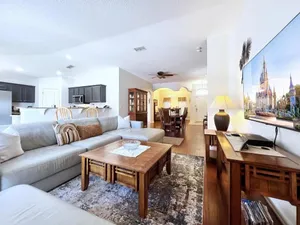 Image of Lovely Lakeside 4-Bed Pool Home at Villa Sol-3125