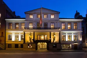 Image of Mayfair Hotel Tunneln