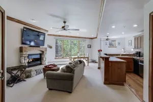 Image of Spacious Studio Condo With Lift View At Elkhorn Lodge 1 Bedroom Condo by RedAwning