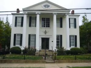 Image of The Pillars in Natchez B&B