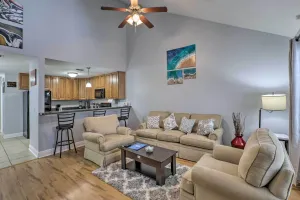 Image of Tidy Tallahassee Townhome about 7 Mi to Downtown!