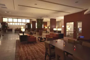 Image of Embassy Suites Palmdale
