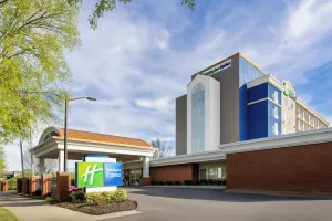 Image of Holiday Inn Express Augusta Downtown by IHG