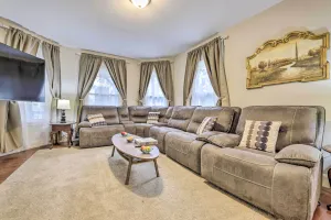 Image of Cozy Springfield Apartment, Close to Parks!