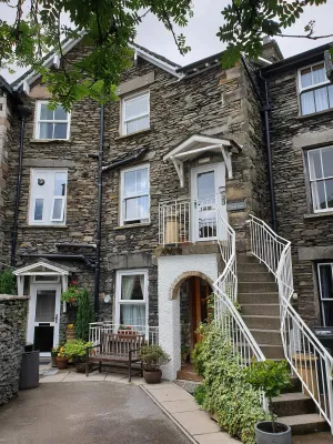 Image of Lyndale self-catering apartment Sleeps 4