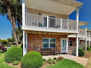 Image of Woodland Shores by Panhandle Getaways