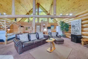 Image of Gatlinburg Cabin with Mtn-View Deck about 11 Mi to Dtwn
