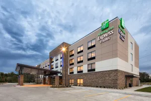 Image of Holiday Inn Express East Peoria - Riverfront by IHG