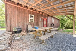 Image of Charming New Concord Cabin on 50-Acre Farm!
