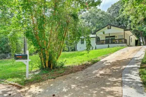 Image of Modern Home w/ Yard Near ATL Attractions!