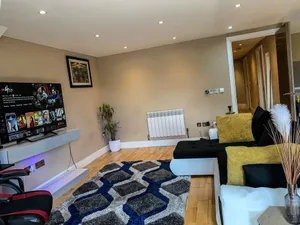 Image of Charming 2-bed Apartment in Kingston Upon Thames