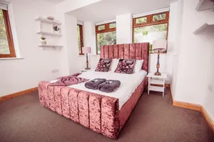 Image of Threeways Retreat With Heated Swimming Pool