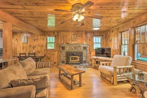Image of Steps to Lake Tafton Cottage with Fire Pit and Grill