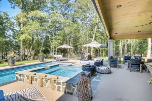 Image of Lake Murray Studio w/ Pool & Hot Tub in Prosperity