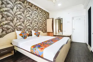Image of FabHotel Saroj Inn - Mumbai Naka