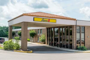 Image of Super 8 by Wyndham Miamisburg Dayton S Area OH