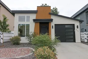 Image of Tranquil Modern Haven 2 Bedroom Home