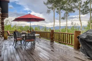Image of Platinum Mountain Home Getaway, Private Hot Tub, Nearby Outdoor Activities! home