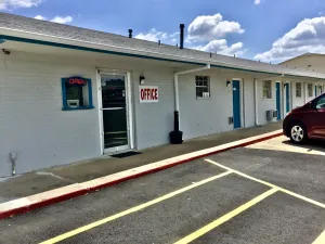 Image of Lakeside inn