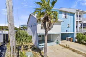 Image of Island Cottage 1 Bedroom Townhouse by RedAwning