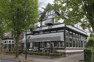 Image of Zenzez Hotel & Lounge